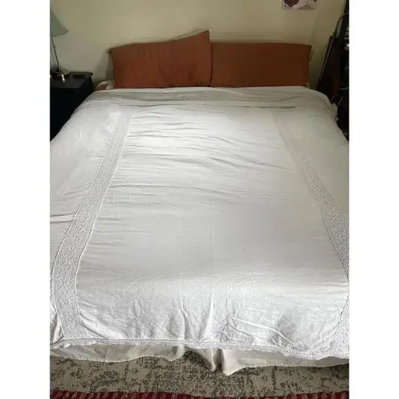 Rachel Ashwell Simply Shabby Chic TargetWhite Duvet Cover with Crochet Detail